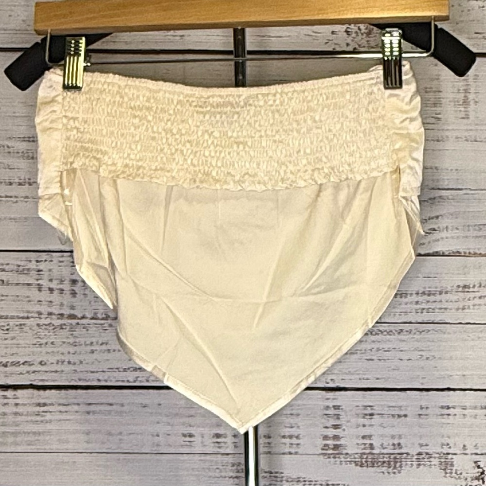 Fiesta Cream Smocked Skorts